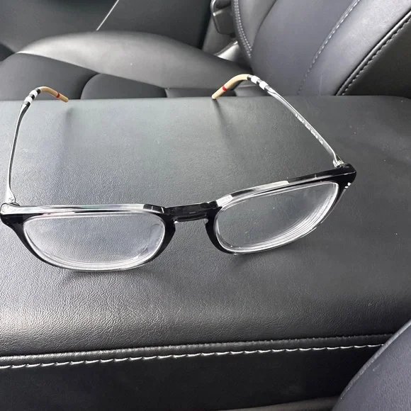 Burberry Prescription Frames - Picture 4 of 6